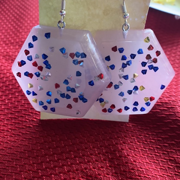 Earrings 💎 - Picture 2 of 2